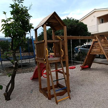 Apartments Kairos - Bili 9 Kaštela Екстериор снимка