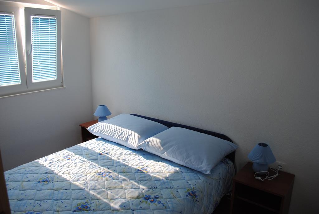Apartments Kairos - Bili 9 Kaštela Стая снимка